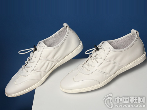 ����·��Ь2019�ļ��¿�ʱ��С��Ь