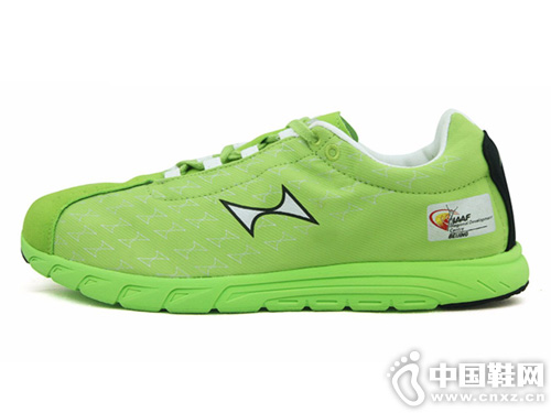 ����˹��Ь�� �����˶�Ь��ĥ͸��