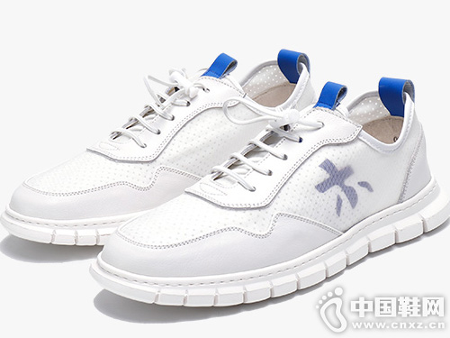 blai hilton����ϣ�����¿Ь�������ʿ����Ь