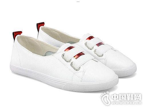 �ߵ�С��ЬŮ2019�����ļ��¿���Ƥ��Ь