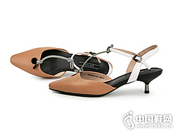 ����2019�¿��ļ���ɫС�߸���Ь