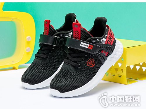 ������ͯЬ2019���ļ�͸������Ь