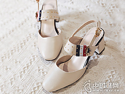 2019�ļ��¿���ɳ��һ�ֿ۴���ͷ��Ь