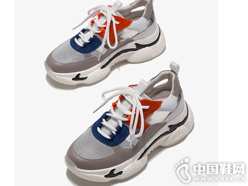 ����͸�������ϵ�ЬŮ2019�ļ�