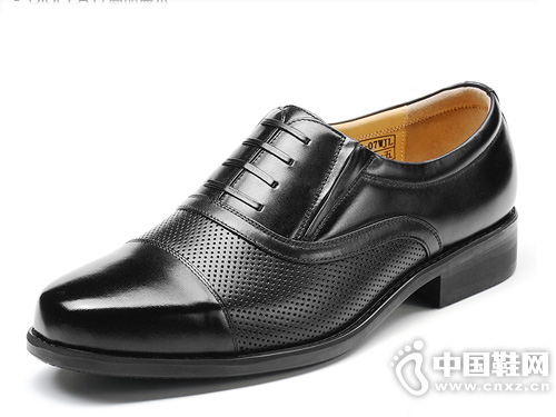 3515ǿ���ο�Ƥ��Ь������װ��ƤƤЬ