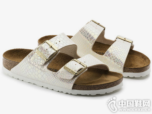 ����BIRKENSTOCK��ľ��Ь ���н���������ľ��Ь