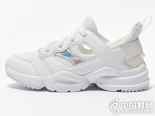 ��ϲ��mecityͯװ2019����͸���˶�Ь