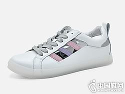 2019�ļ�С��Ь���������οհ�Ь