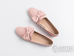 ��¶���촺ƽ���ٴ���Ƥ����Ь