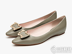 ����˹�� 2019�¿�ưЬ��ͷǳ��Ь