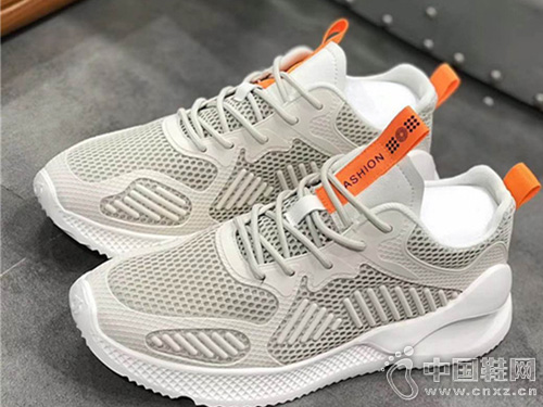 2019�ļ�����������Ʒ����͸����Ь����