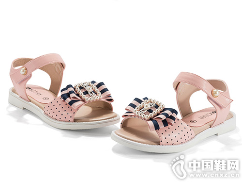 ͯ��ͯЬ2019�¿�湫����Ь