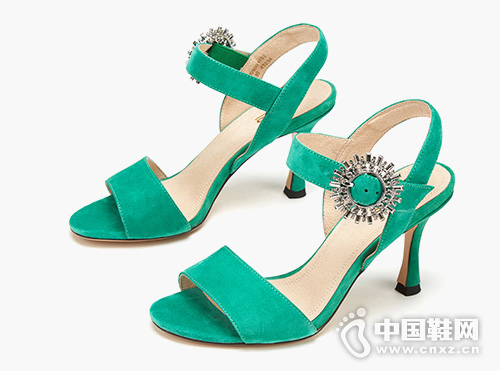 aee����ŮЬ2019���¿�߸���Ь