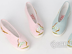 ���ի�ֹ��ϱ���ǧ��ײ�Ь