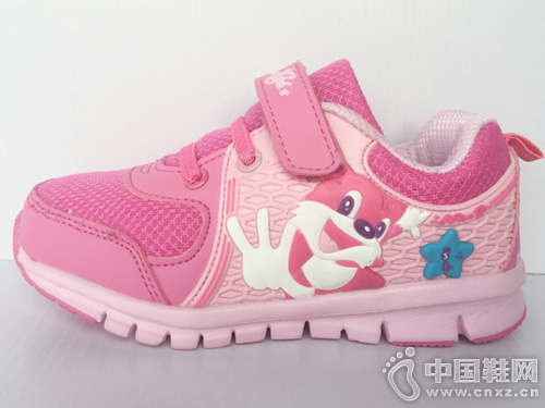 ��è����Ůͯ�˶�Ь͸�����й���Ь