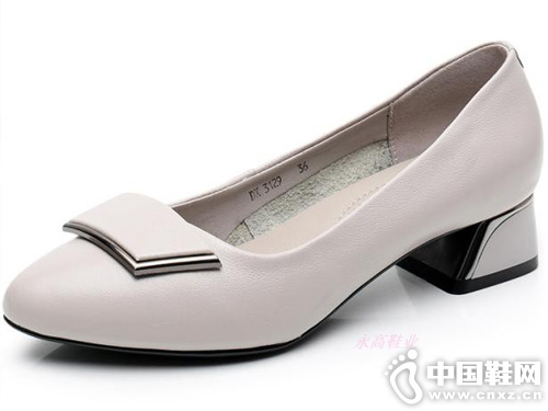 �����ۿ�װ����Ƥ�ָ�����Ů��Ь