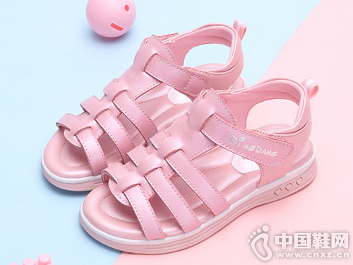 С����Ůͯ��Ь2019�¿��ļ�ʱ�й���Ь