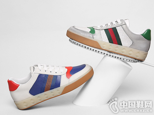 ����ײɫ��Ь��ƤС��Ьceen�߶�2019�¿�