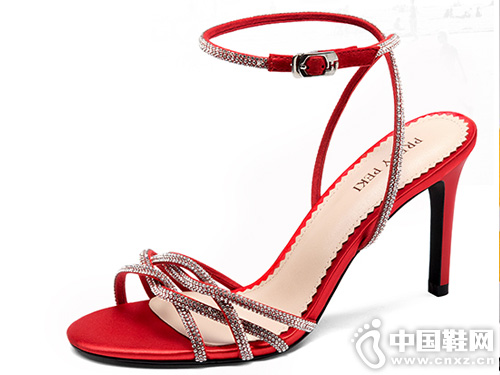 һ�ֿ۸߸�Ь2019�¿�������ٴ�ŮЬ