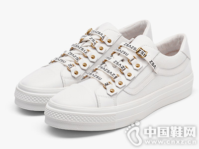 ɯɯ��2019�¿�֯��ƽ��ʱ�з���Ь