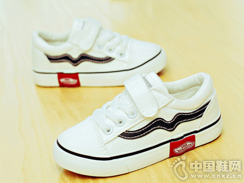 �Ű�Ѽ��ͯ����Ь2019�����¿�С��Ь