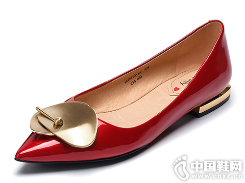 Kiss-Kitty2019���ļ��¿���Ƥƽ��Ь