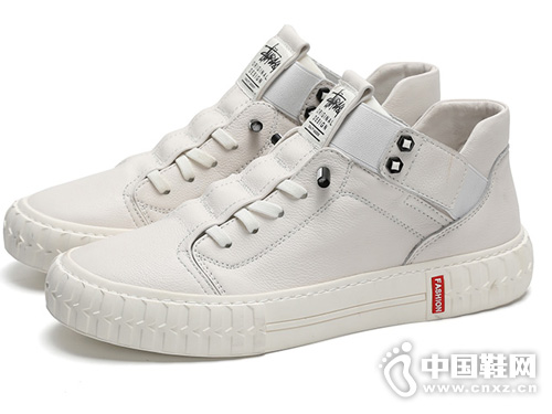 �����޴���ԭ�޸۷�һ�ŵź�װ�ЬС��Ь