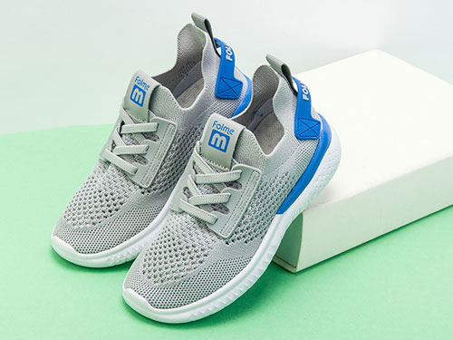 ������19�¿�ͯ�˶�Ь͸������Ь�ܲ�Ь