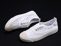 �����Ῠ2019�ļ��¿����Ь�����˿һ�ŵ�