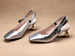 ������2019�ļ��¿�ŮЬţƤ�ָ�Ь