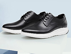 ��¼��ʿ��������ߵ���͸����Ƥ���ų�