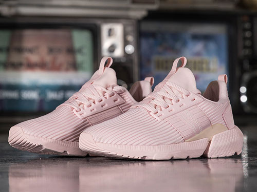 ���Ƕ����˶�Ь���͸��2019�ļ�����Ь