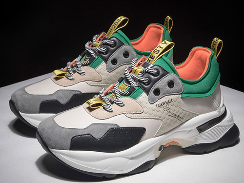 ���˻�����Ь�＾�ϵ�Ь���泱���ٴ�