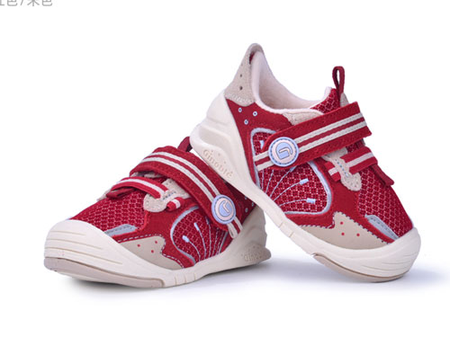 ��ŵ��19�����������Ӥ��������ǰЬ