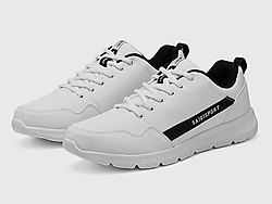 ������Ь�ܲ�Ь�ļ�2019�¿�����ѧ���˶�Ь