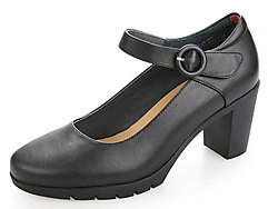 MARTNIEL���ڶ�ר�񷢻�������һ�ֿ�ƤЬ