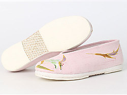 ���ի�ֹ��ϱ���ǧ��ײ�Ь��������纺��