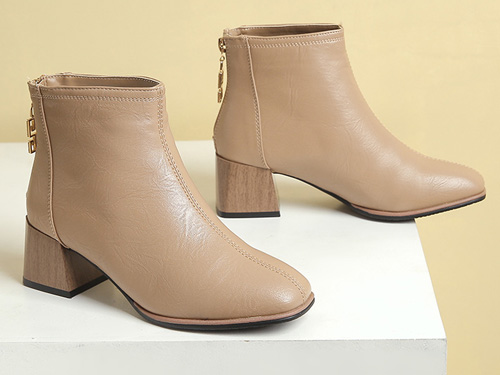 ��2019�¿��ﶬ���淽ͷ�߸���ѥ