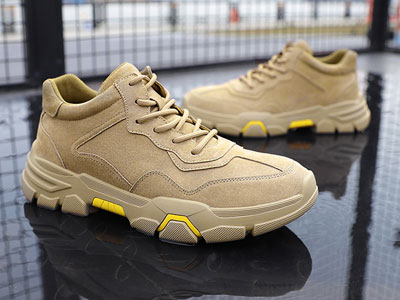 ���չ�װЬ���г�Ь�ٴ��ϵ�Ь2019�ﶬ���¿�