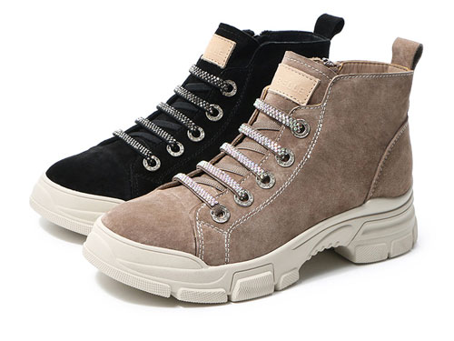 ������ѥŮ2019���º�׼����˶�����Ь