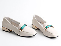 �����ط�ͷ�͸�������������Ь