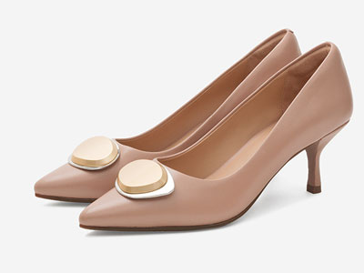 ���ո���2020�괺����Ʒ��ͷʱ��ͨ�ڸ߸�Ь