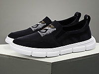 ������ʿ2020�¿����ʿһ�ŵŷ���Ь