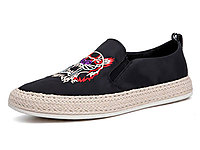 ����µ���ʿ����Ь2020������Ь�ٴ�һ�ŵ�