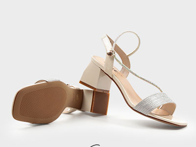 �˿�2020�ļ��¿���Ƥ�ָ�ŮЬ�и��ٴ���Ь