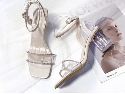 LUnica�����Ῠ2020���¿�һ�ֿ۴�������Ь