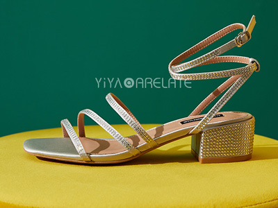 ������Ů�����߸�Ь�и�2020���¿�