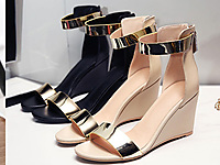 ŷ����2020�ļ��¿���Ů��¶ֺһ�ִ��߸���Ь