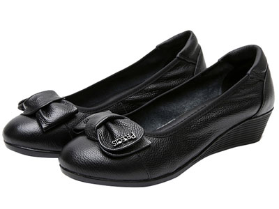 ������Ƥ�¸�Ů��Ь���ʰٴ�ţƤŮЬ����Ь��Ь