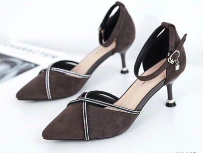 �������ͷ��ЬŮ������꺫���пյ�Ь